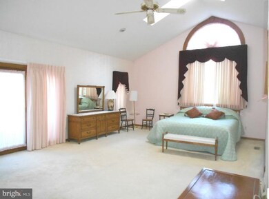 8 Fairwood View Ct, Phoenix, MD 21131 - photo 4