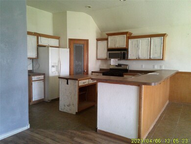 4018 S 215th East Ave, Broken Arrow, OK 74014 - photo 3