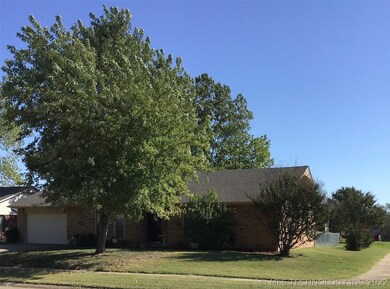 14549 S Maple Ave, Glenpool, OK 74033 - photo 2