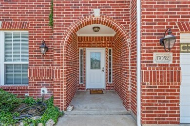 37052 Woodacre Dr, Whitney, TX 76692 - photo 3