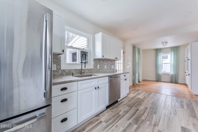 3220 Guilderland MLS-20