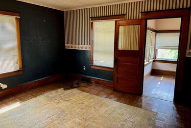 1611 5th Ave SE, Cedar Rapids, IA 52403 - photo 7