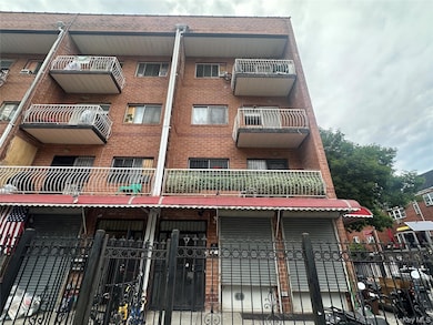 85-45 Britton Ave, Elmhurst, NY 11373 - photo 2