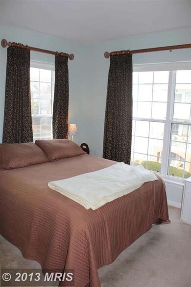 43114 Watercrest Square unit 301, Chantilly, VA 20152 - photo 7