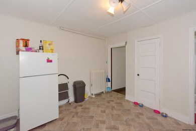 118 S Lake Ave, Albany, NY 12208 - photo 7