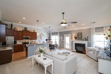 Bright.  Open.  Airy floor plan.  This is the perf