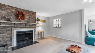 12-10 Pinehurst Manor C_12
