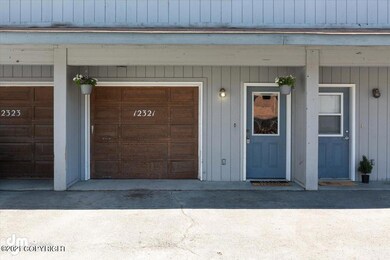 02-Exterior Front MS_2523