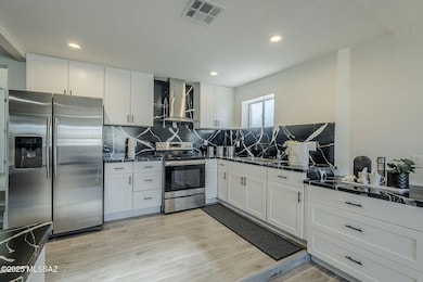 8644 W Mountain View Rd, Peoria, AZ 85345 - photo 6