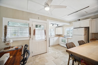 4463 Makaha Rd, Kapaa, HI 96746 - photo 5