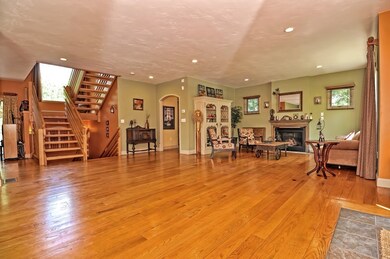3 Ray Hill, Franklin, MA 02038 - photo 2