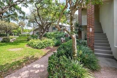 101 W Park Shores Cir unit 2W, Vero Beach, FL 32963 - photo 4