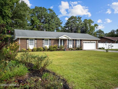 413 University Dr, Jacksonville, NC 28546 - photo 2