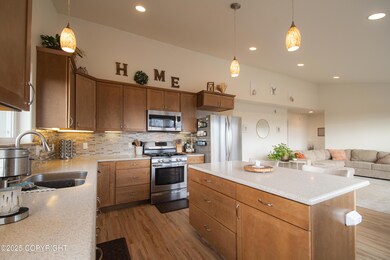 490 Soundview Ave-21