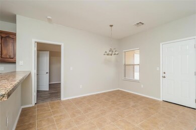 11305 NW 97th St, Yukon, OK 73099 - photo 7