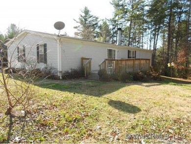 92 Forest Edge Dr, Hendersonville, NC 28792 - photo 2