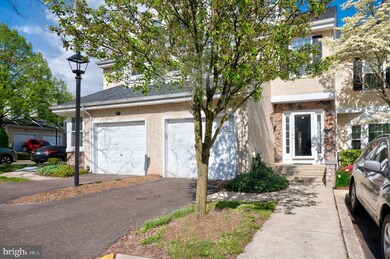 1002 Coventry Pointe Ln, Pottstown, PA 19465 - photo 2