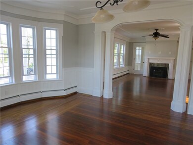 724 Park Ave, Woonsocket, RI 02895 - photo 3