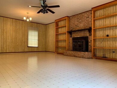 265 Oakwood Ln, Pineville, LA 71360 - photo 5