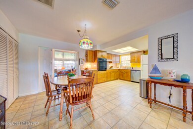 dining room & kitchen
