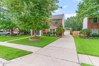 16818 Elmwood Glen Ct, Houston, TX 77095 - photo 2