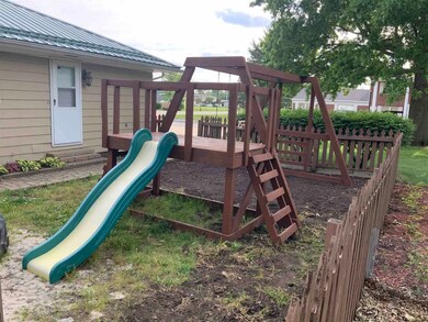 107 Toll Cir, Bluffton, IN 46714 - photo 7