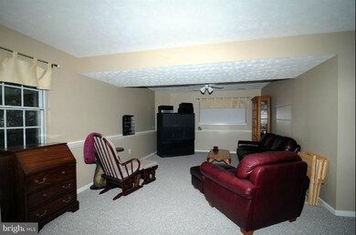 288 Yale Ct, Arnold, MD 21012 - photo 3