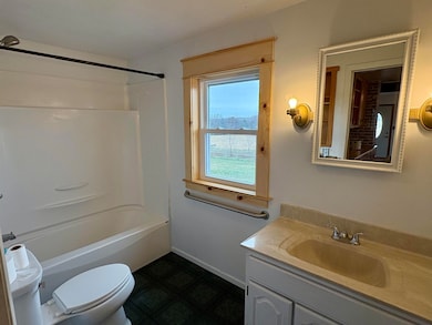 W10349 Valley View Rd, Shawano, WI 54166 - photo 7