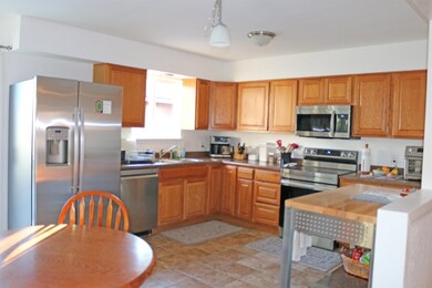 Eat In Kitchen