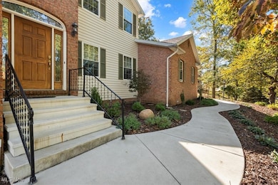 545 Lewis Pointe Dr, Vincent, OH 45784 - photo 2