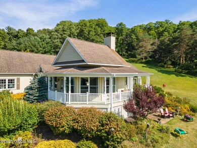 3-648EckerHollowRd_03