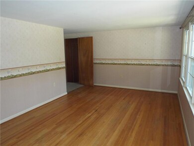 5765 Oak Ln, Zionsville, PA 18092 - photo 4