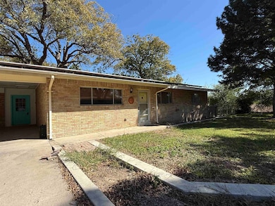 108 Delmar Ln, Del Rio, TX 78840 - photo 2