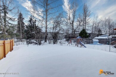 7732 Snow View Drive