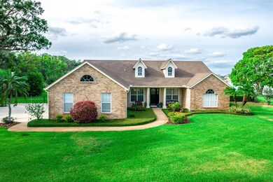 13212 Walden Sheffield Rd, Dover, FL 33527 - photo 2