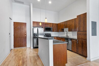 005-300SAustralianAvenue-WestPalmBeach-F