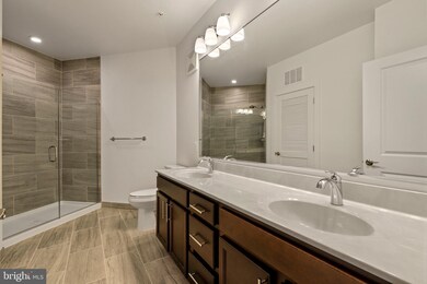 9430 Silver King Ct unit 206, Fairfax, VA 22031 - photo 7