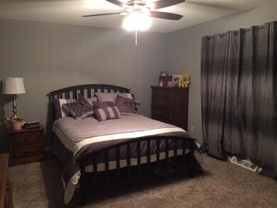 2114 W 1st St unit 3, Cedar Falls, IA 50613 - photo 6