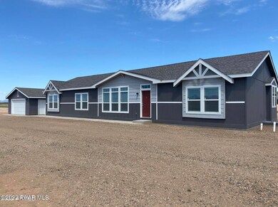 26517 W Falcon Way, Paulden, AZ 86334 - photo 7