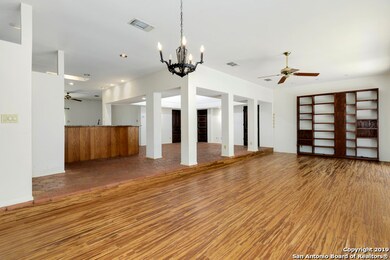 9203 Schoolhouse Rd, San Antonio, TX 78255 - photo 4