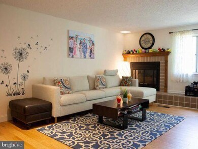 355 New Market Ct unit B335, Chesterbrook, PA 19087 - photo 5