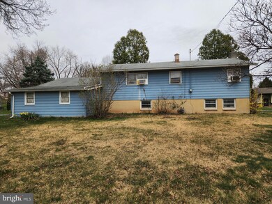 8 Heathglen Rd, Middletown, PA 17057 - photo 6