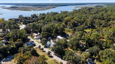Enjoy May River access at the end of Wharf Street