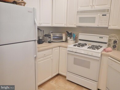 2310 14th St N unit 101, Arlington, VA 22201 - photo 5