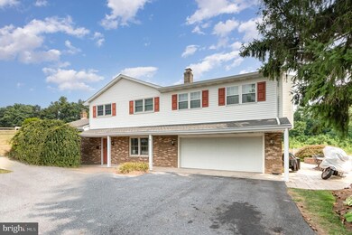 2016 S Forge Rd, Palmyra, PA 17078 - photo 3