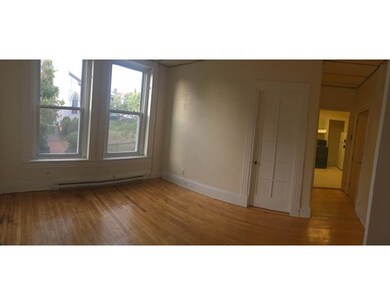 177 E Merrimack St unit 2, Lowell, MA 01852 - photo 5