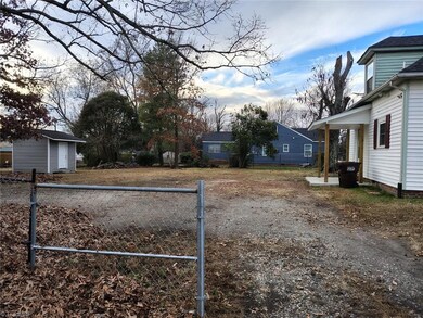 1414 E Green Dr, High Point, NC 27260 - photo 2