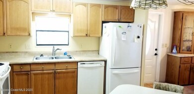 729 Oleander Cir, Sebastian, FL 32976 - photo 6