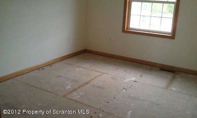 929 Shoemaker Ave, Wyoming, PA 18644 - photo 6