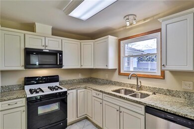 303 NW 17th St, Blue Springs, MO 64015 - photo 7